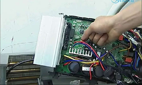 五华美的空调电话是多少